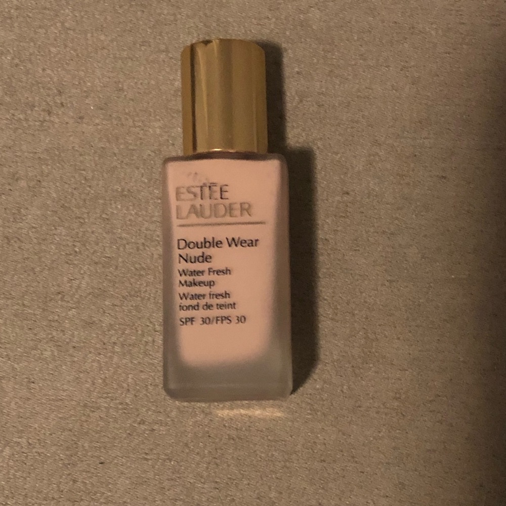 Estée Lauder Double Wear Nude Foundation